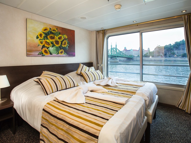 CAT. C - Upper Deck 1 Double Bed